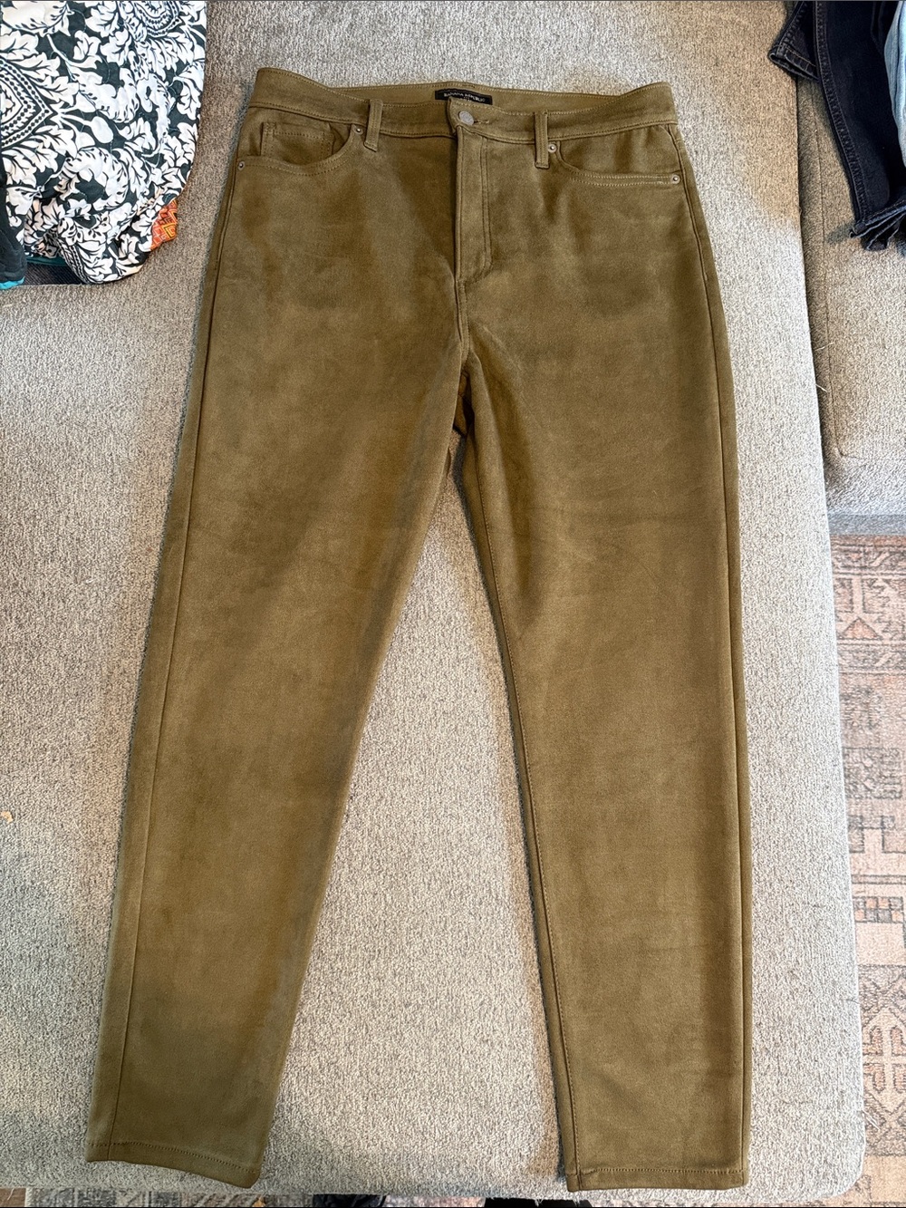 Banana Republic High-Rise Skinny Pants in Olive
